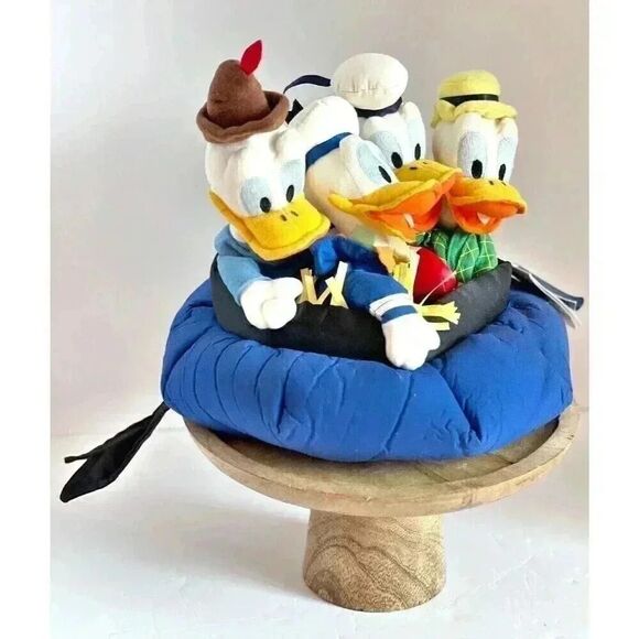 Disney Store Donald Duck 65th Anniversary Bean Bag Set Plush 65 Feisty Years! - Picture 2 of 16